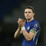 conor-gallagher-chelsea-applauds-fans-866714032-1.webp.webp